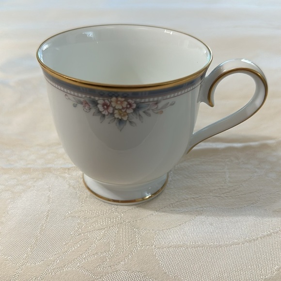 Noritake Ontario China ~ ONE 4-Piece Place Setting - Picture 9 of 11